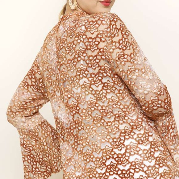 NWT UMGEE EMBROID PLUS SIZE TOP W/BELL SLEEVES - Picture 5 of 9